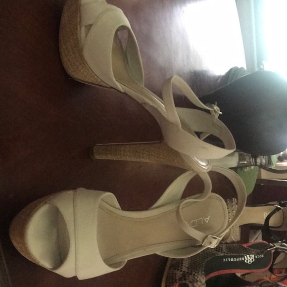 Aldo heels (used) - Picture 2 of 3